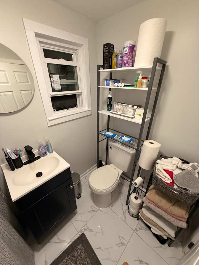 Vivian's room
