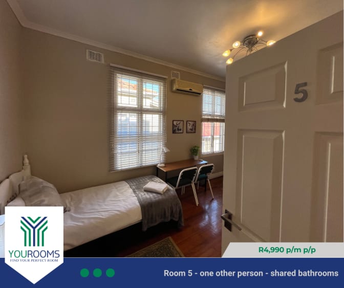 YouRooms's room