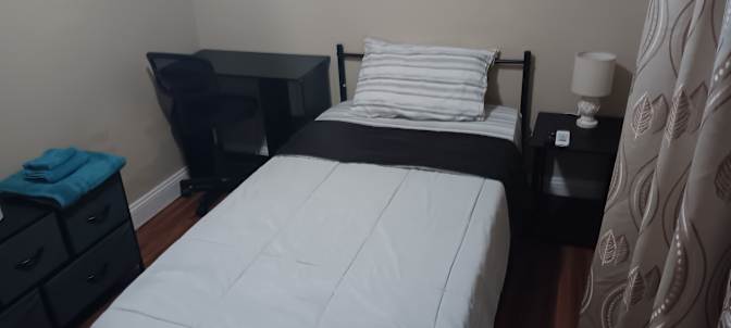 Erik's room
