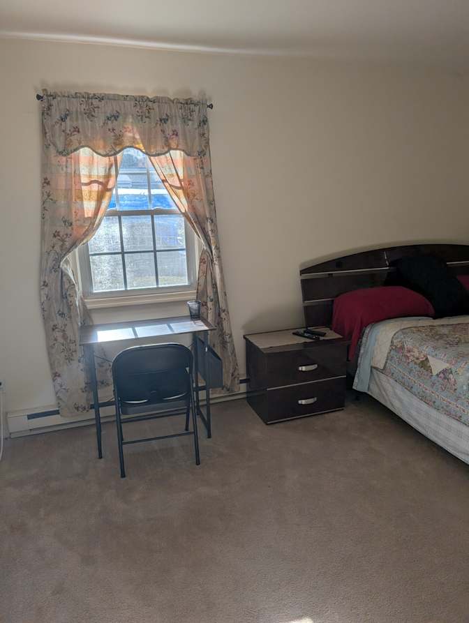 Richardo's room