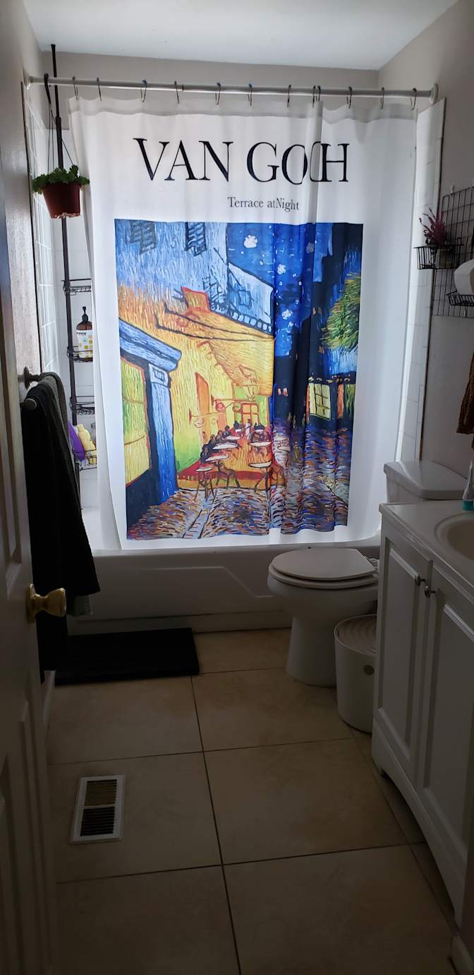 Ren's room
