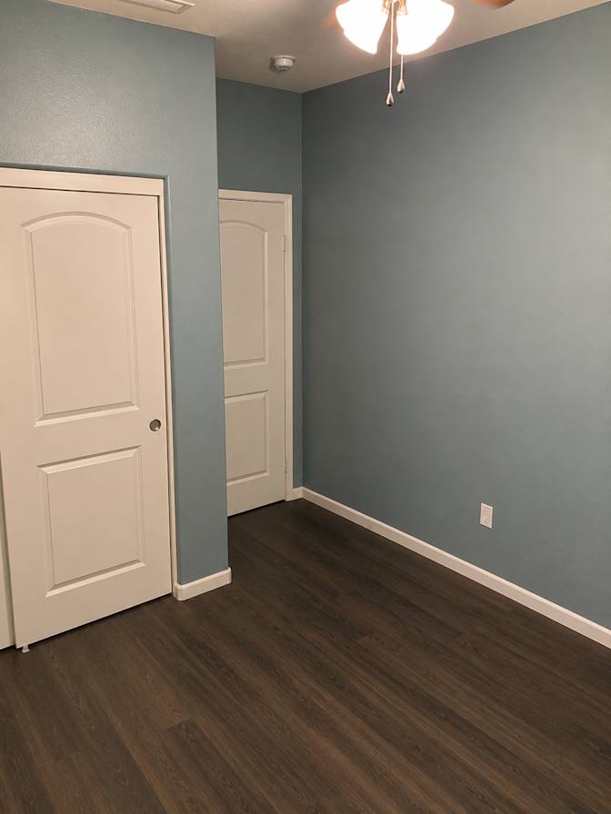 Naomi's room