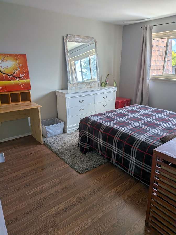 Corrina Leblond's room