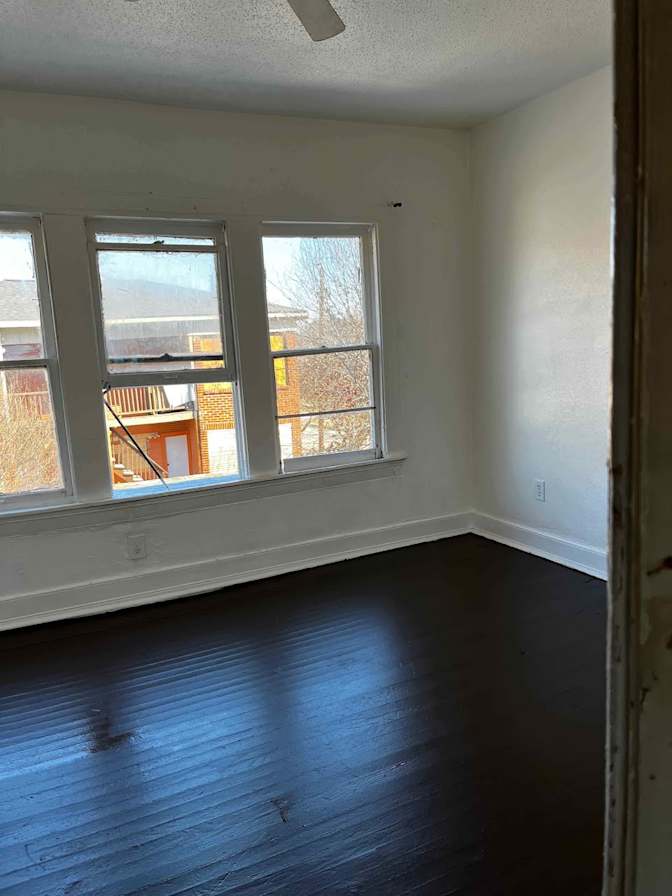 Kingston's room
