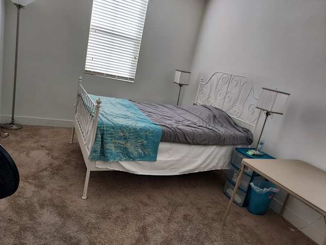 Simon's room