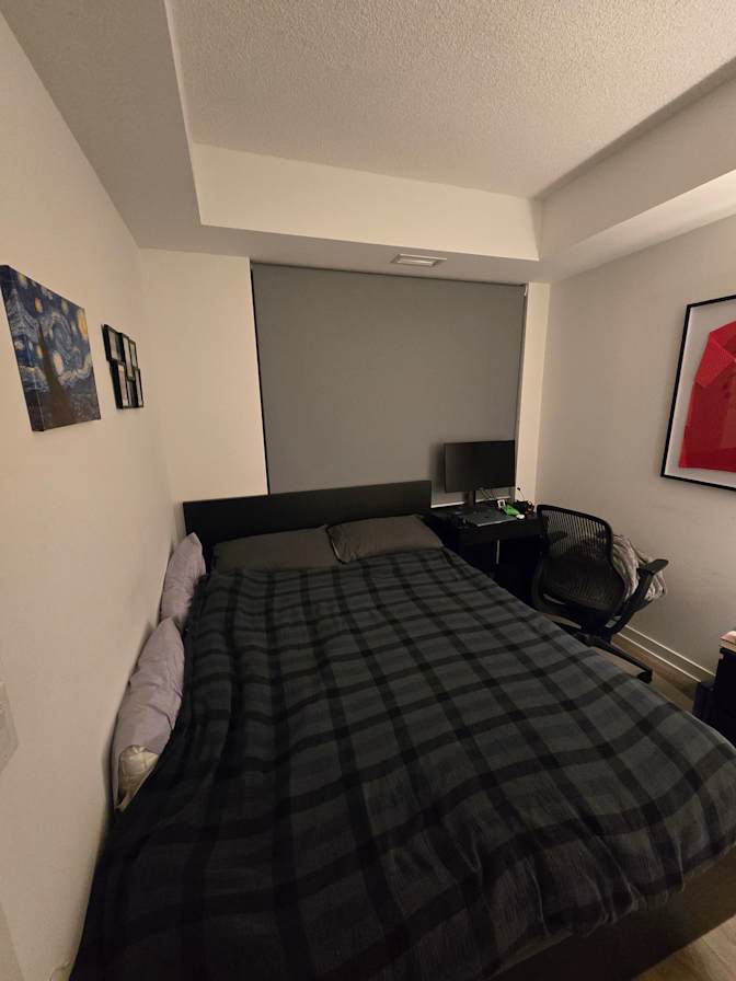 Vivian Lewis's room