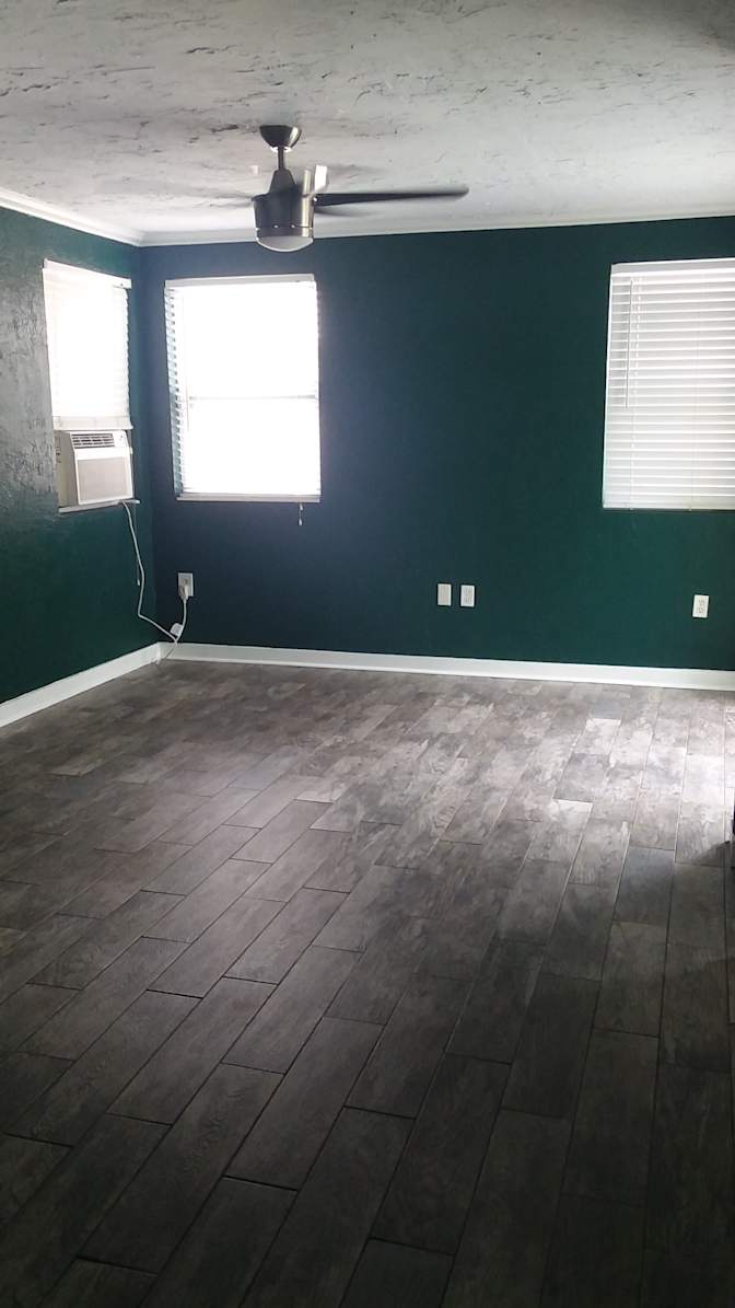 Lisa's room