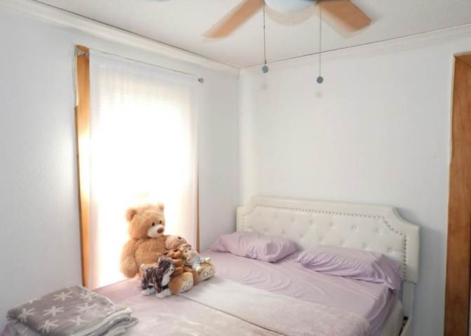 Zurik's room