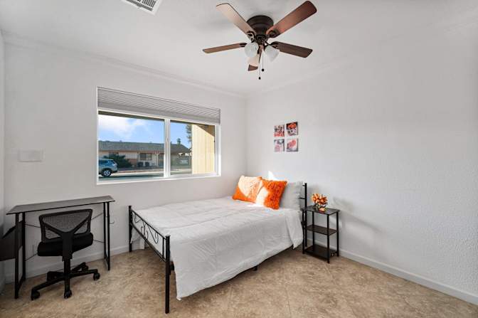 PadSplit's room