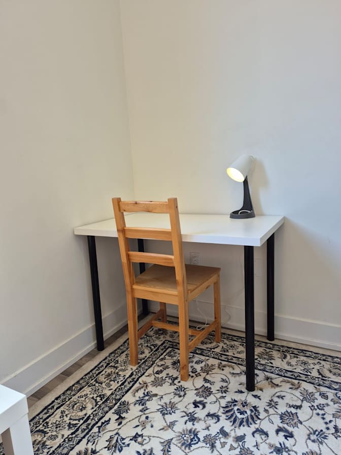 Meisam Rostaminia's room