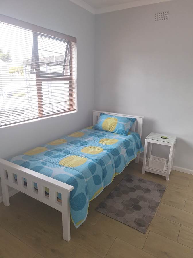 Redowaan's room
