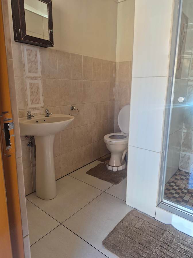 Xolani Mjiyako's room