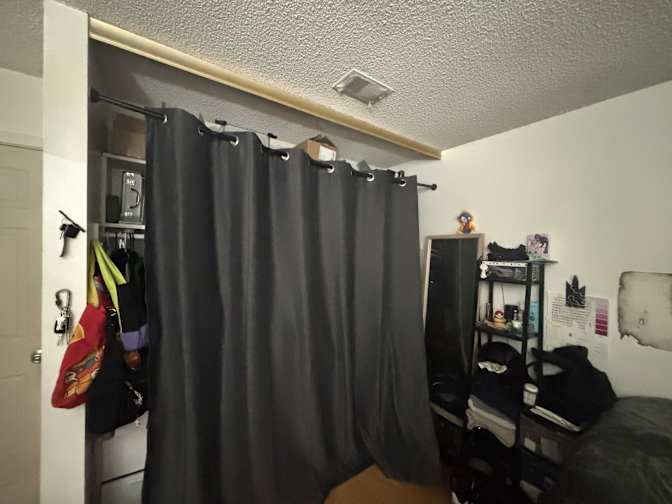 Eliza Ayako's room