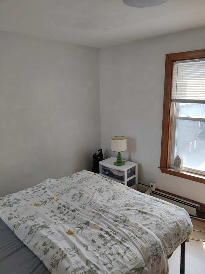 Cüneyt's room