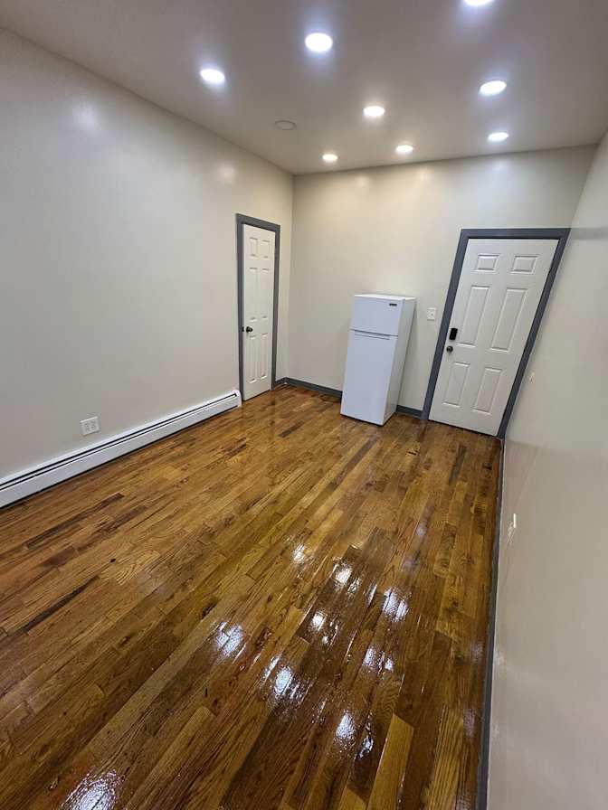 roomforrentinbridgeportct's room