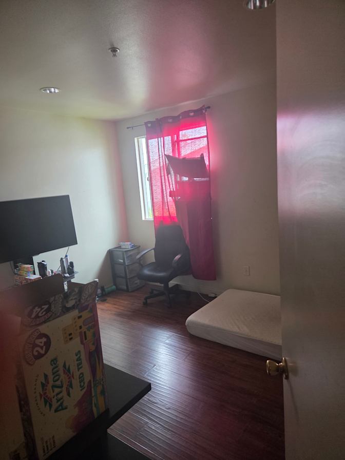 Jorge's room