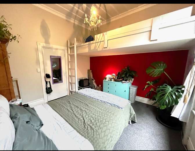 Amanda's room