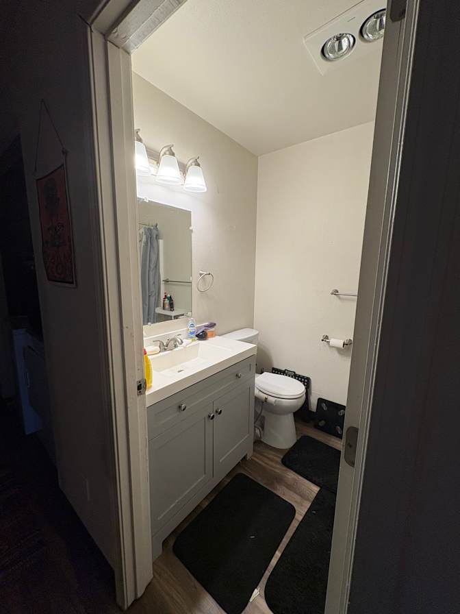 Isabelle's room