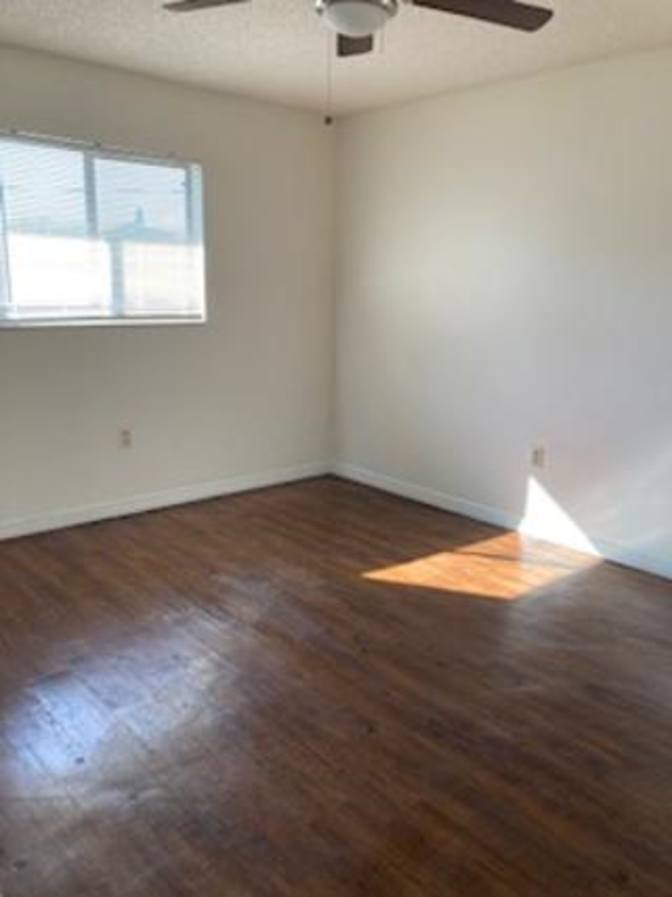 debbieschull's room