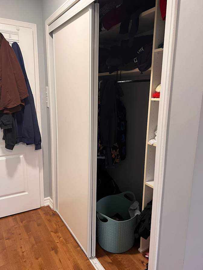 Kshitiz's room