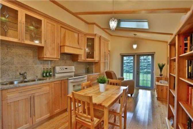 Scott Falkowski's room