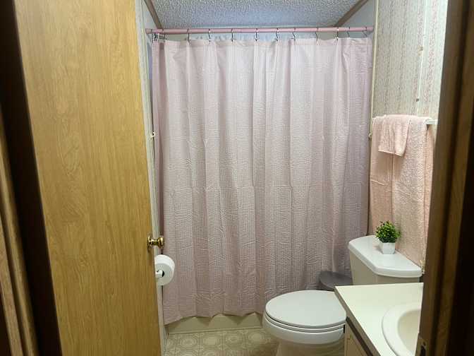 Eddie Meeks's room