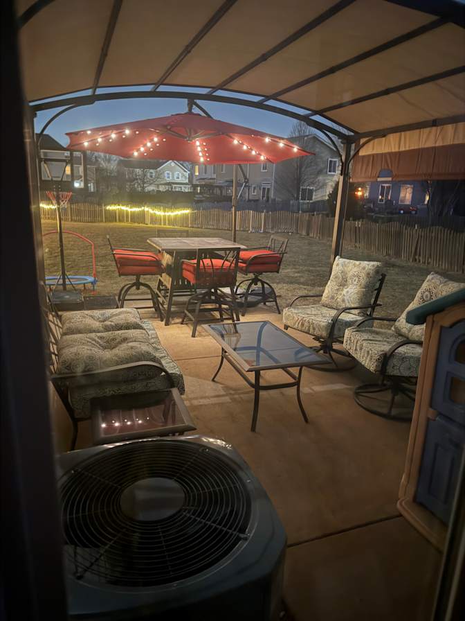 Jon's room