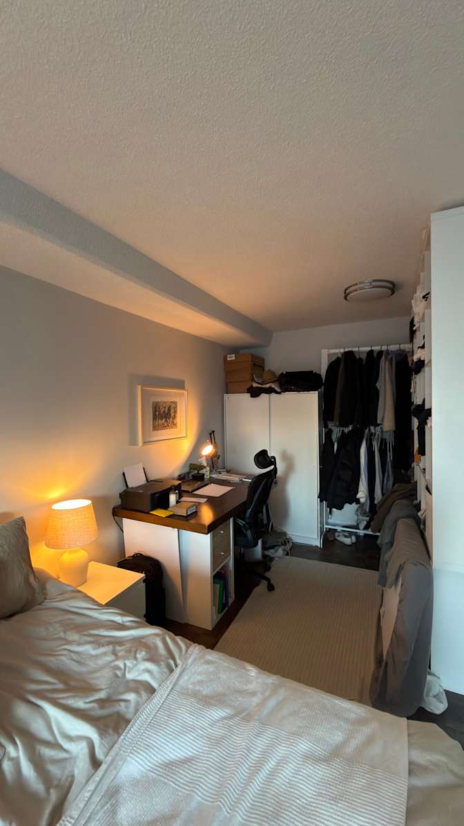 AMIR's room