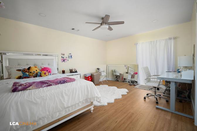 jose isabel pineda's room