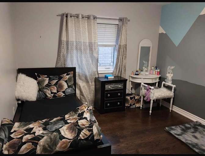 Alyssa's room