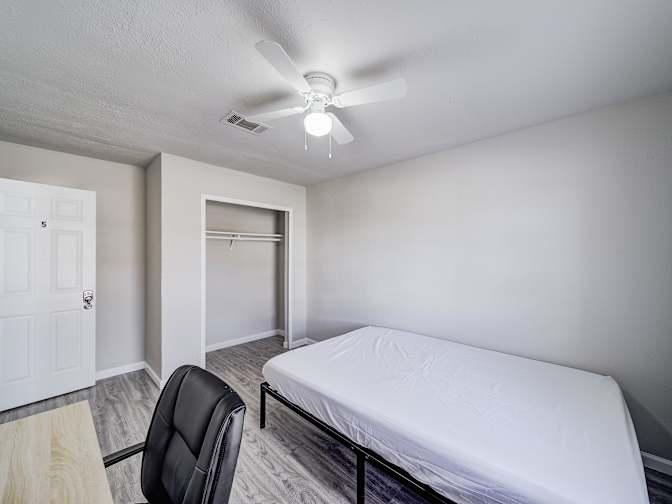 PadSplit's room