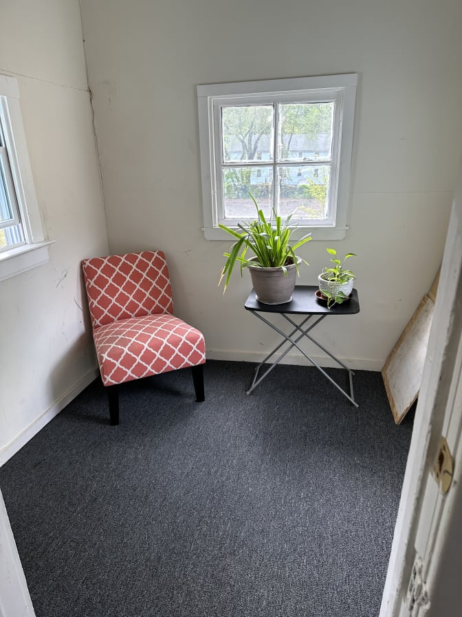 Necole's room