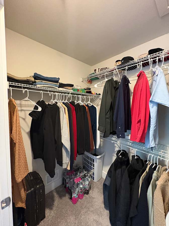 Jaden Ndouop's room