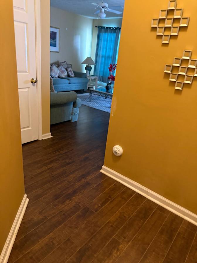 Millies Rental's room
