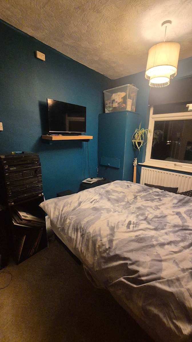 Hannah's room