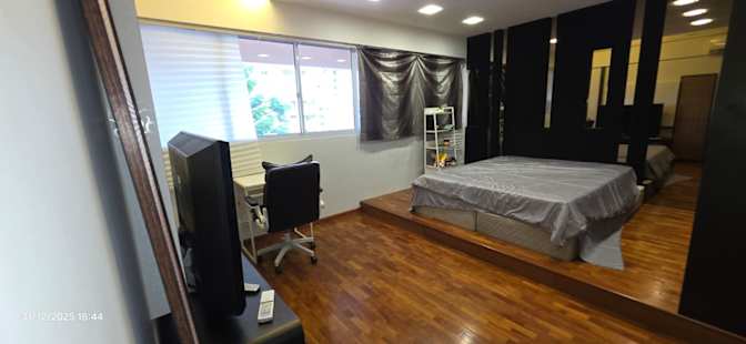 Easy LandLord's room