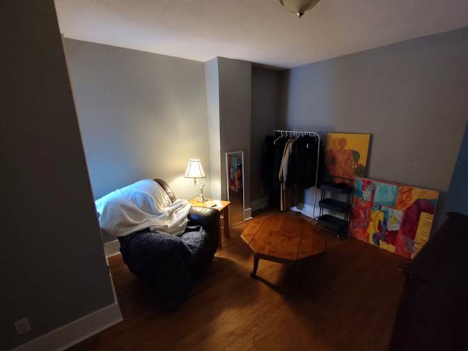 Charlebois Mario's room