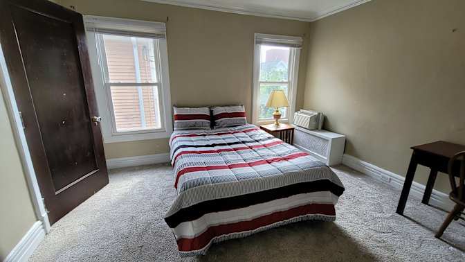 Julius's room