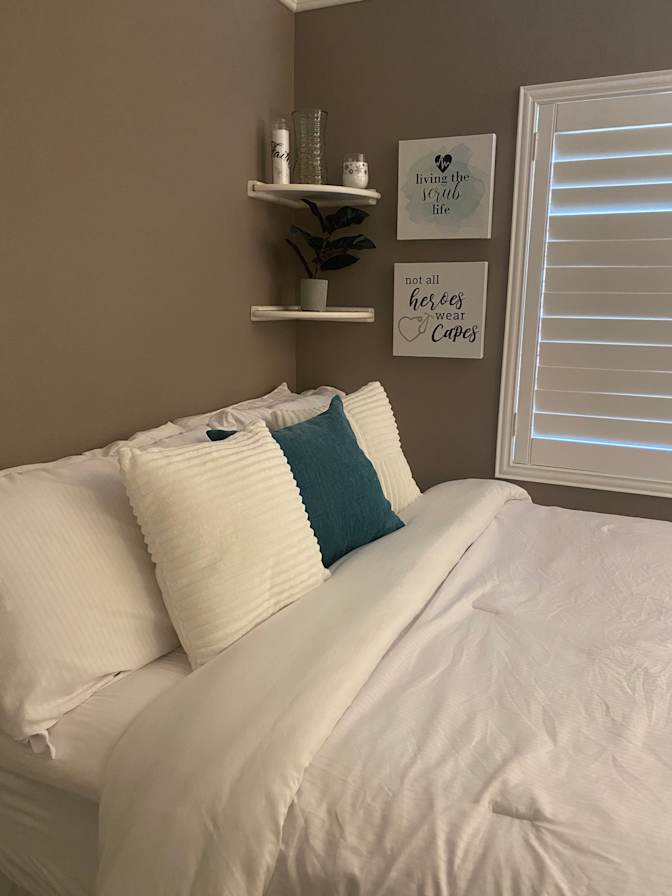 Jennifer's room