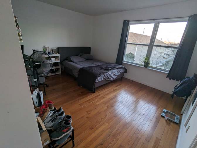 Jen's room