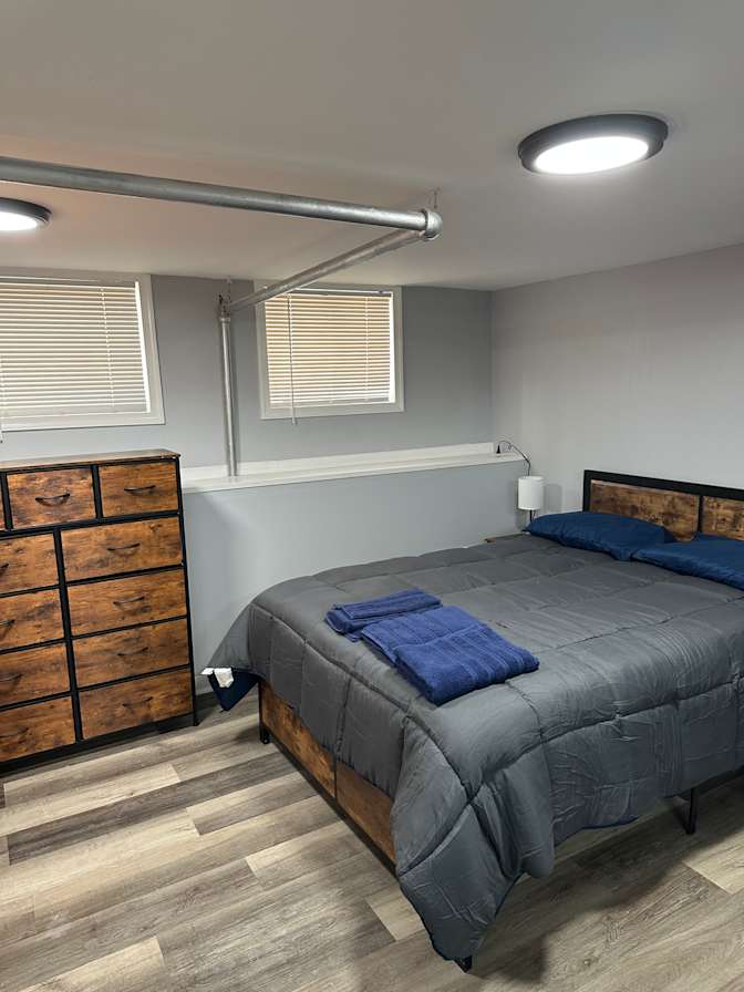 Ron's room