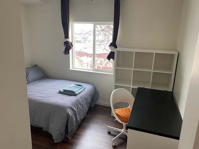 Camilo's room