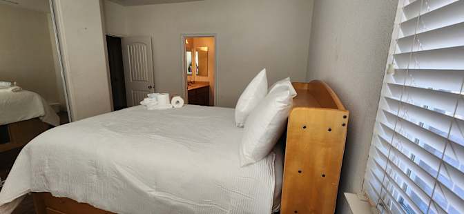 Felicia's room