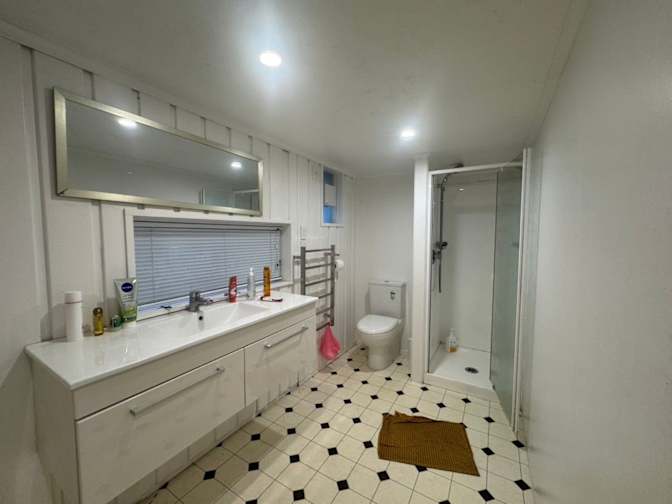 waritthon's room