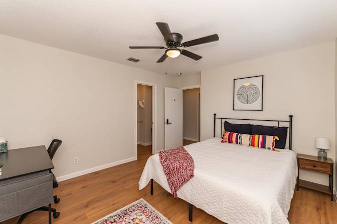 PadSplit's room