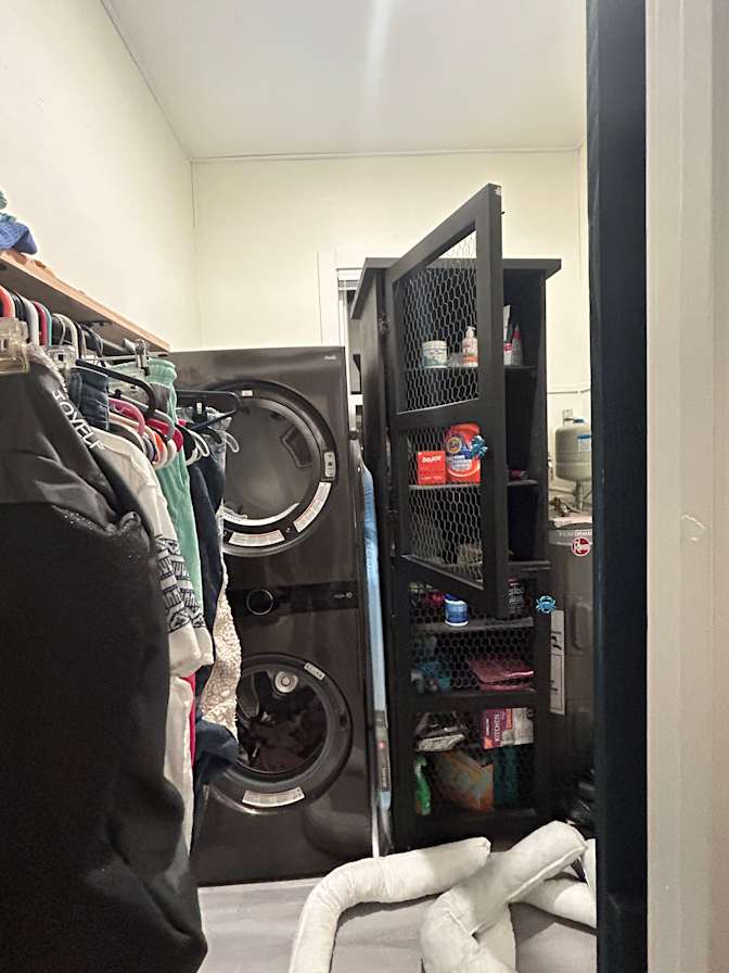 Lynn's room