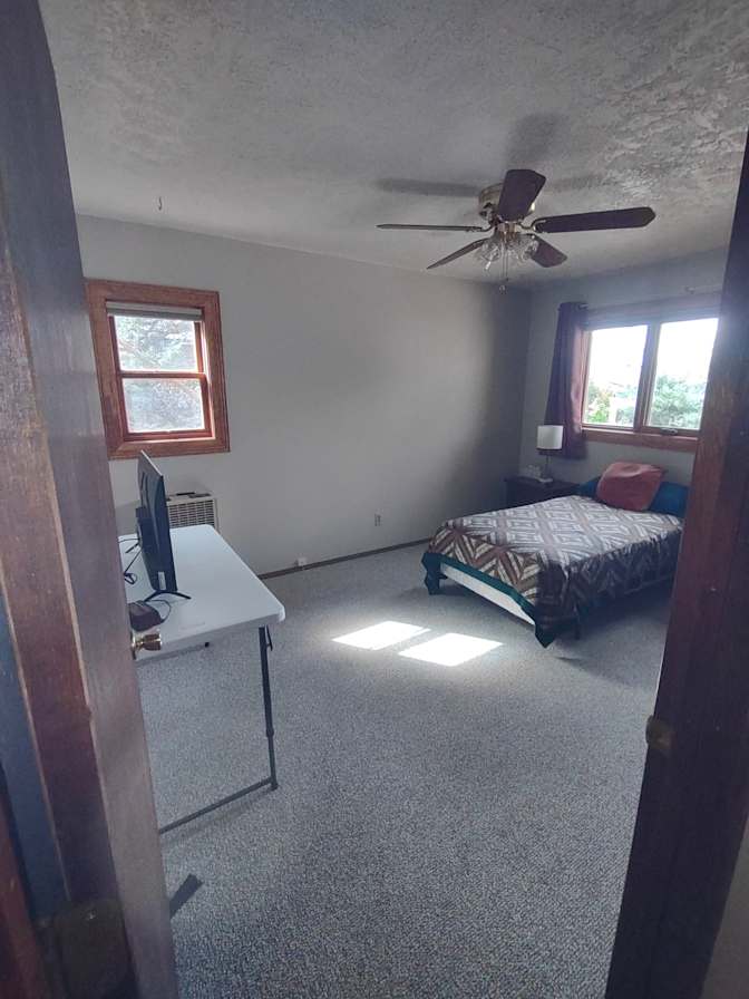 Jose's room