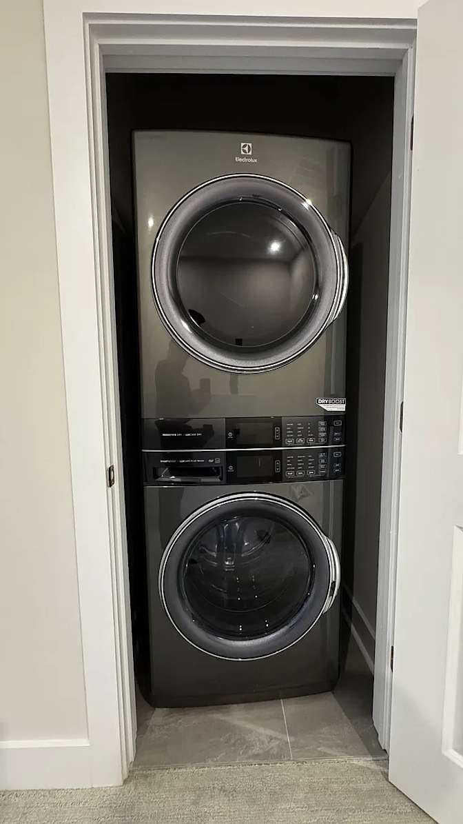 Alcove Rooms's room