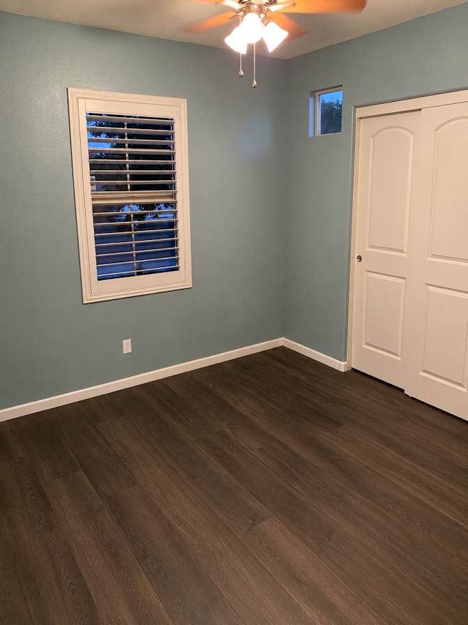 Naomi's room