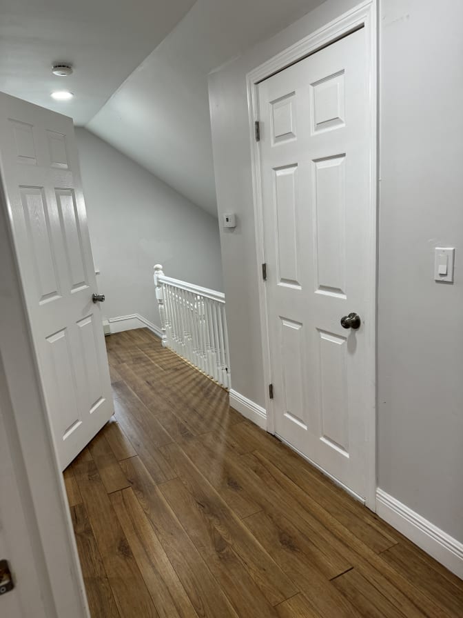 Annis's room